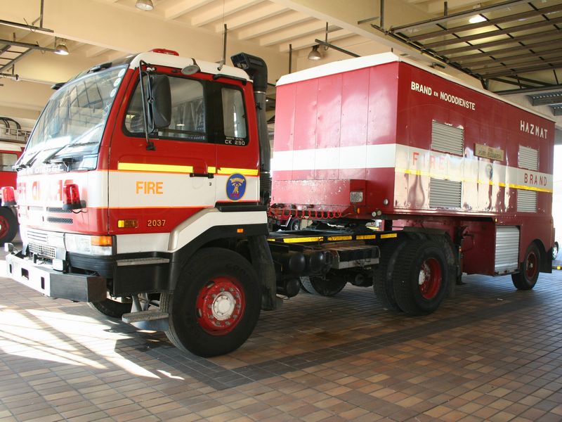 Nissan Diesel CK 30